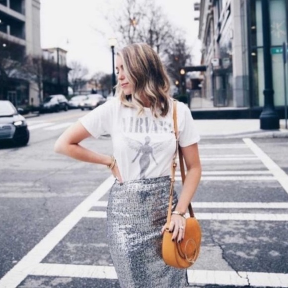 #907 Nirvana band white tee shirt - Picture 4 of 6